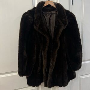 Mariel fur coat brown women’s men’s size large xl made in the USA